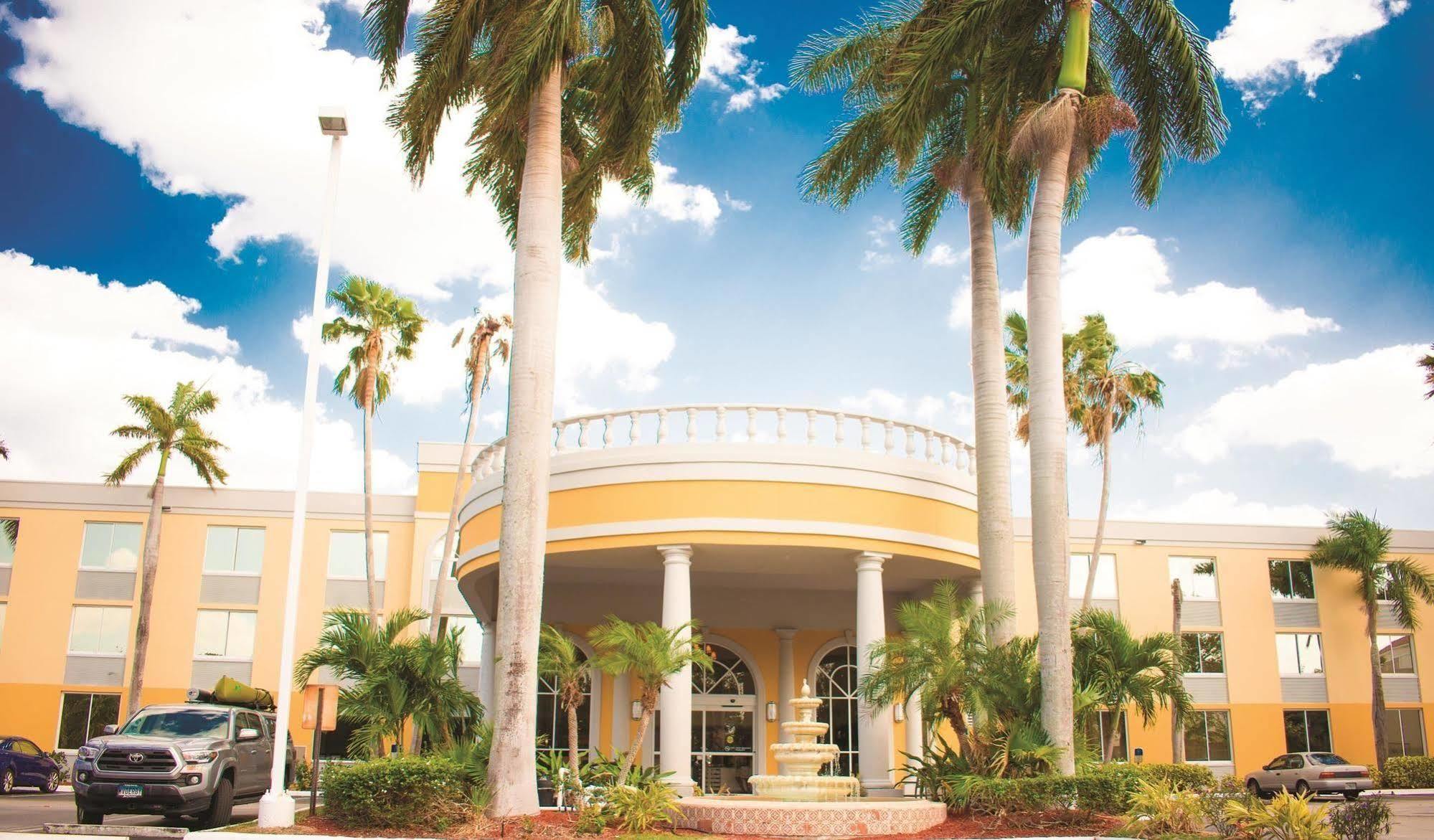 La Quinta Inn By Wyndham Jupiter Esterno foto